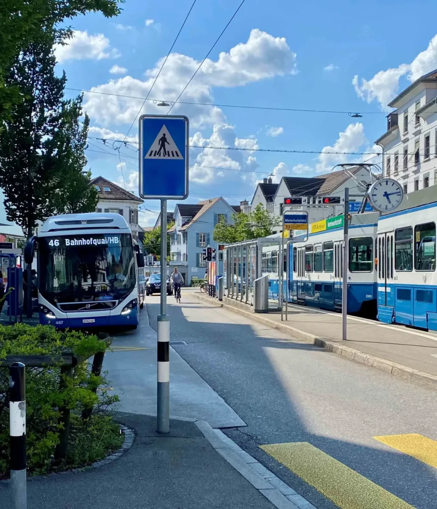 Mehr Fahrgäste sind in Zürich mit den ÖV unterwegs