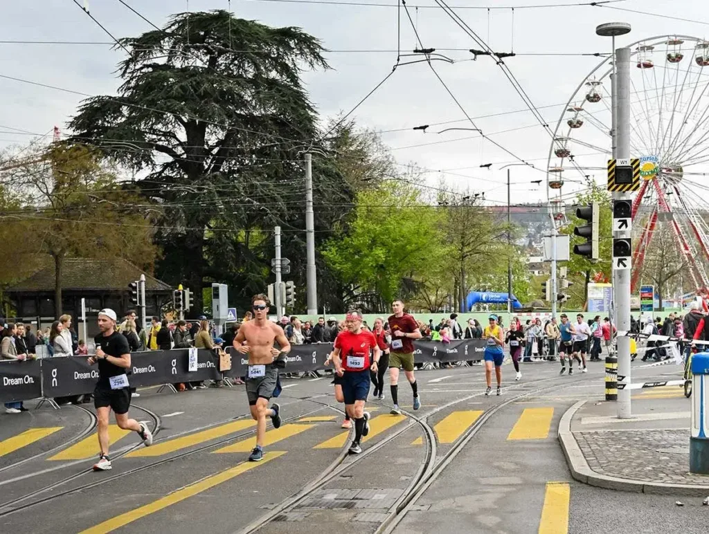 Mit 89 Jahren am Start: Höngger läuft stark am Zürich Marathon