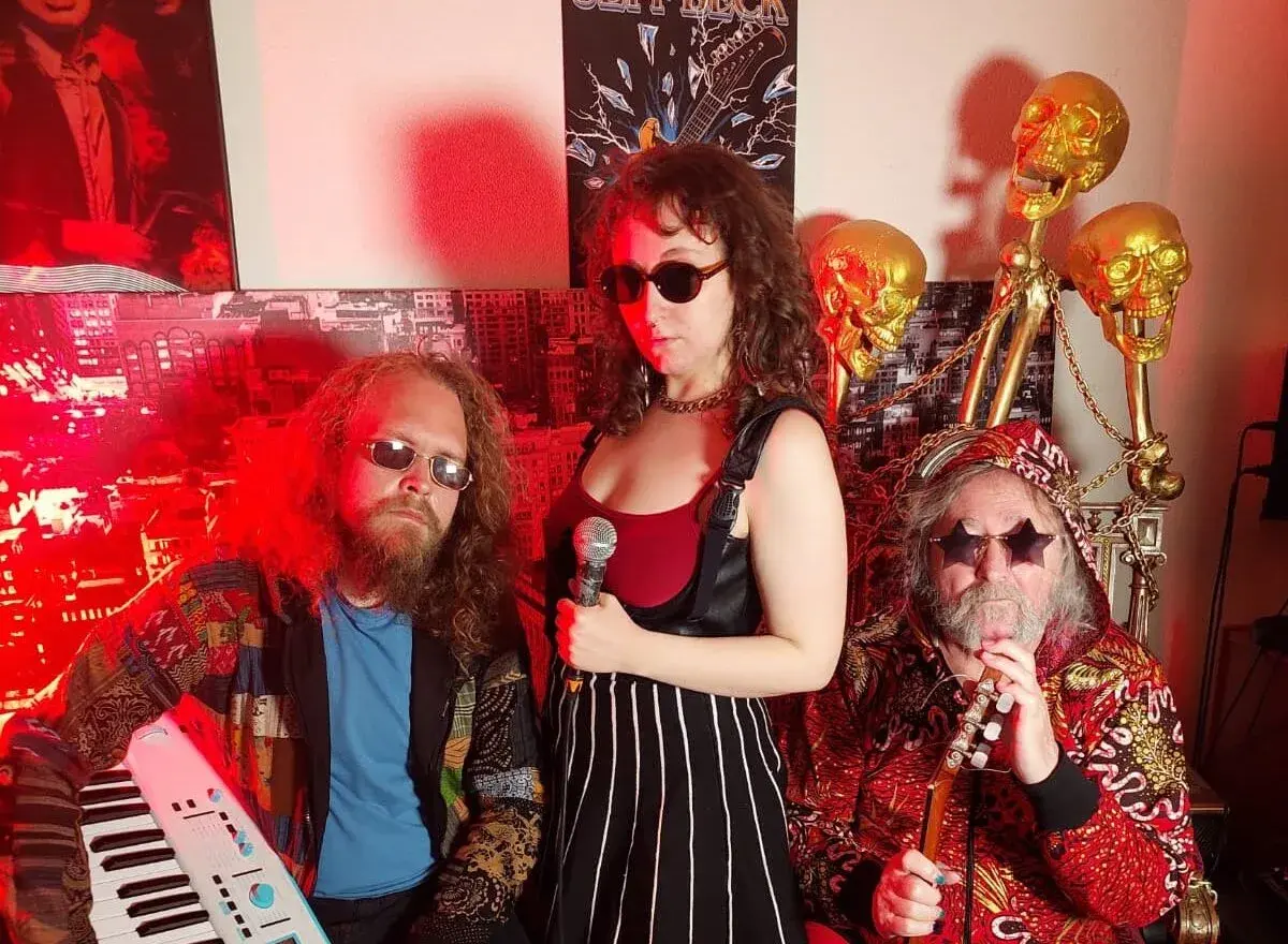 Live in Höngg: Ein Trio sprengt die Genres