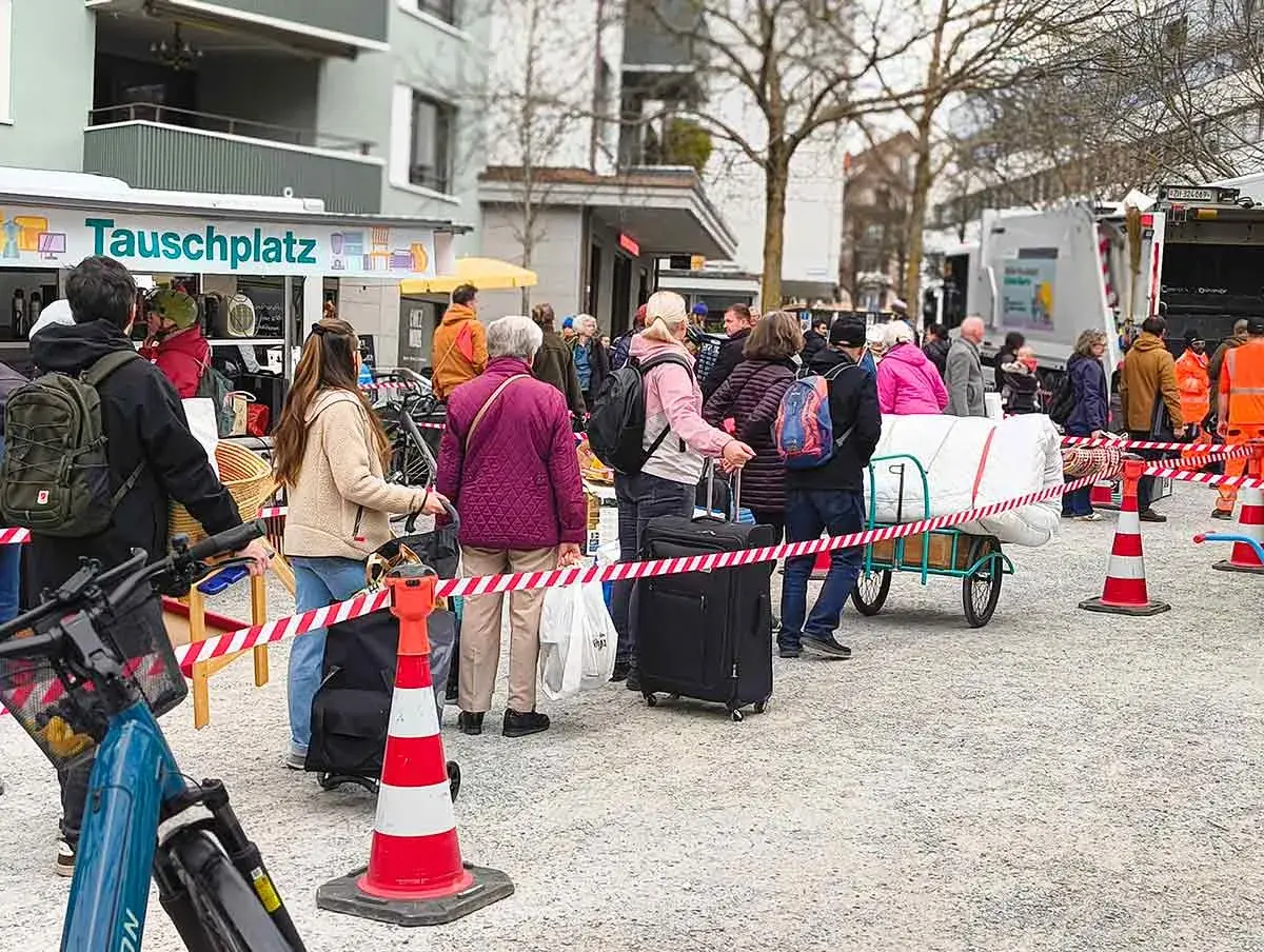 Mobiler Recyclinghof vorerst doch bei der Schule Waidhalde
