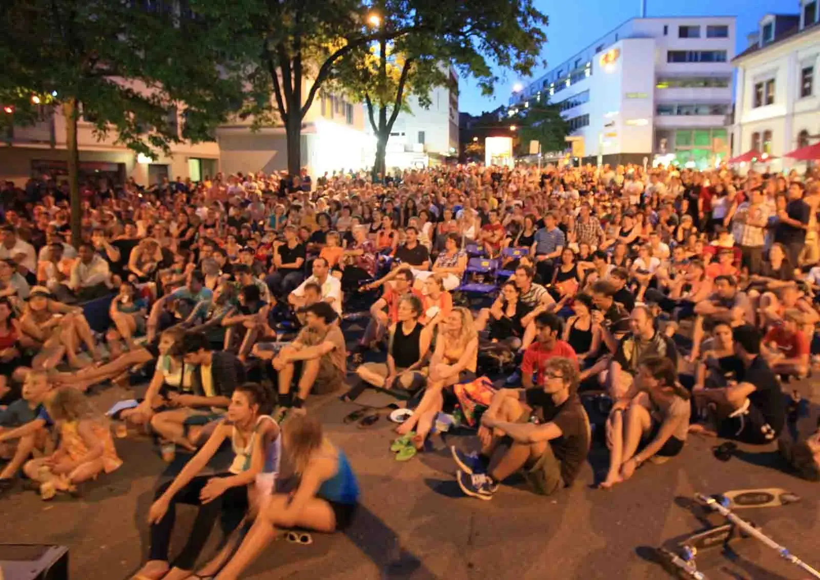 Das WM-Finale wird live auf dem Röschibachplatz gezeigt